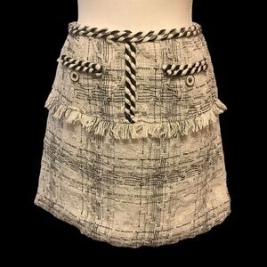 LUNA BLACK & WHITE WITH GOLD METALLIC FIBRES / PLAID/ TWEED MINI SKIRT/ Size M